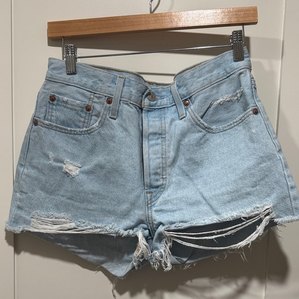 Levi's PREMIUM Light Blue Distressed Jean Shorts - Size 28